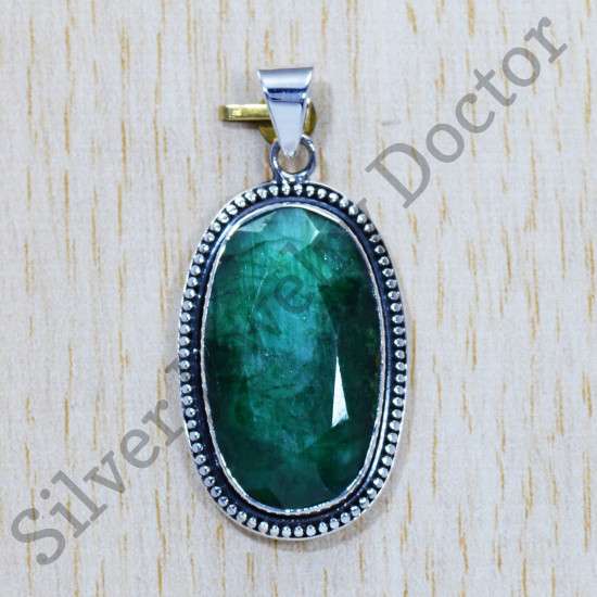 Emerald Gemstone 925 Sterling Silver Light Weight Jewelry Fine Pendant SJWP-445