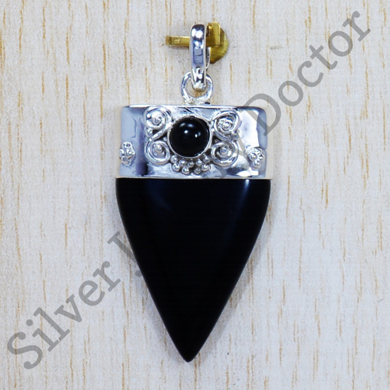 Amazing Look Jewelry Black Onyx Gemstone 925 Sterling Silver Pendant SJWP-672
