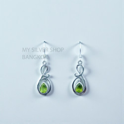 Peridot 925 Sterling Silver Earrings (MYSE-165) Peridot 925 Sterling Silver Earrings (MYSE-165)