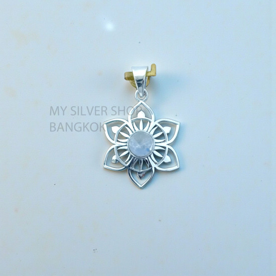 Moonstone 925 Sterling Silver Pendant (MYSP-278) Moonstone 925 Sterling Silver Pendant (MYSP-278)