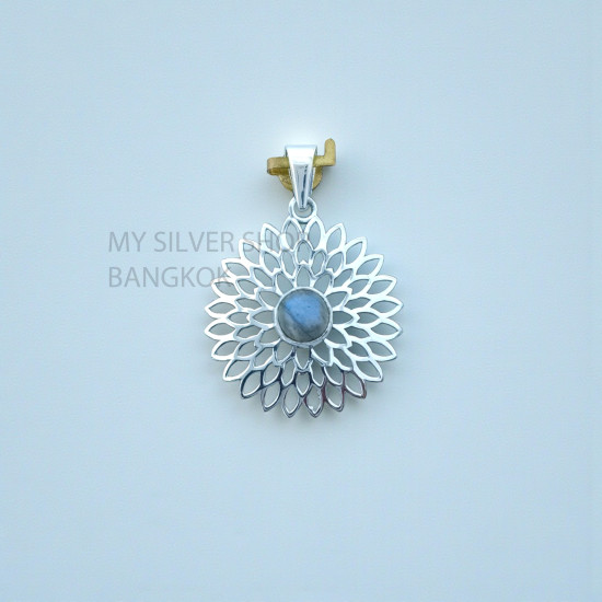 Labradorite 925 Sterling Silver Pendant (MYSP-291) Labradorite 925 Sterling Silver Pendant (MYSP-291)