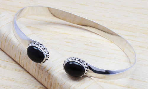5 Tips for buying wholesale 925 silver jewelry