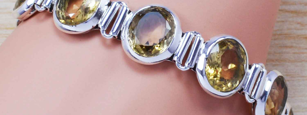 Things to know about Indian jewelry and its alluring history Things to know about Indian jewelry and its alluring history