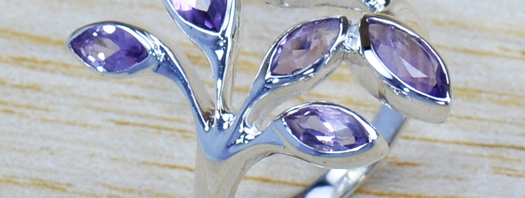 Why sterling silver jewelry makes everyone happy? Why sterling silver jewelry makes everyone happy?