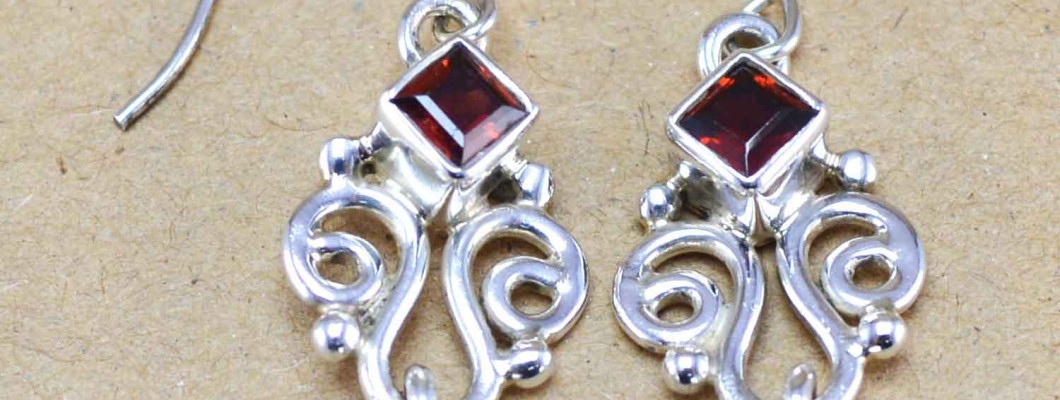 3 Benefits Of Wearing Silver Earrings! 3 Benefits Of Wearing Silver Earrings!