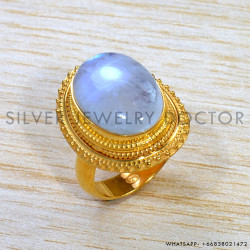 Rainbow Moonstone 925 Sterling Silver Ring (GR-667) Rainbow Moonstone 925 Sterling Silver Ring (GR-667)