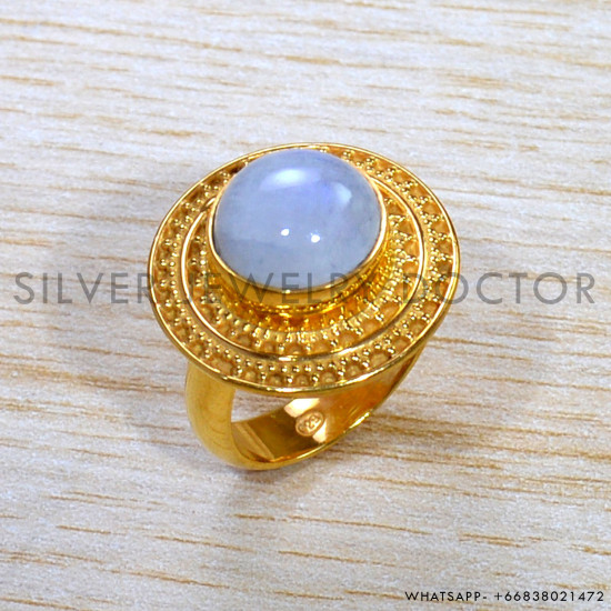 Rainbow Moonstone 925 Sterling Silver Ring (GR-690) Rainbow Moonstone 925 Sterling Silver Ring (GR-690)