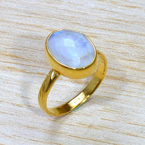 Beautiful Rainbow Moonstone Gold Plated Sterling Silver Jewellery Ring GR-749
