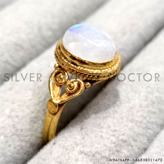 Rainbow Moonstone 925 Sterling Silver Ring (GR-758) Rainbow Moonstone 925 Sterling Silver Ring (GR-758)