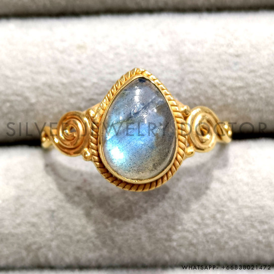 Labradorite 925 Sterling Silver Ring (GR-774) Labradorite 925 Sterling Silver Ring (GR-774)