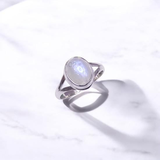 Wholesale Rainbow Moonstone 925 Silver Oval Solitaire Rings | MYS BR101 Wholesale Rainbow Moonstone 925 Silver Oval Solitaire Rings | MYS BR101