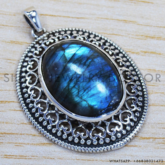Labradorite 925 Sterling Silver Pendant (SJWP-102) Labradorite 925 Sterling Silver Pendant (SJWP-102)