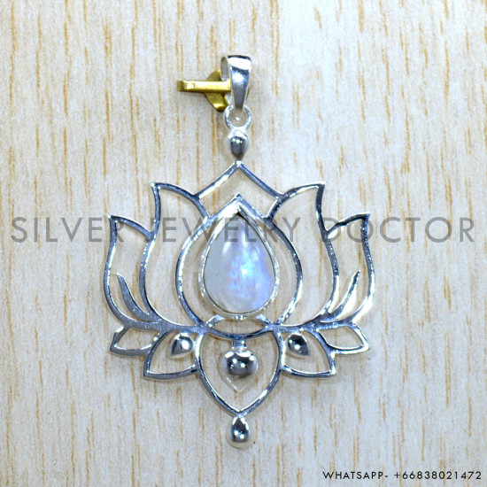 Rainbow Moonstone 925 Sterling Silver Pendant (SJWP-1046)