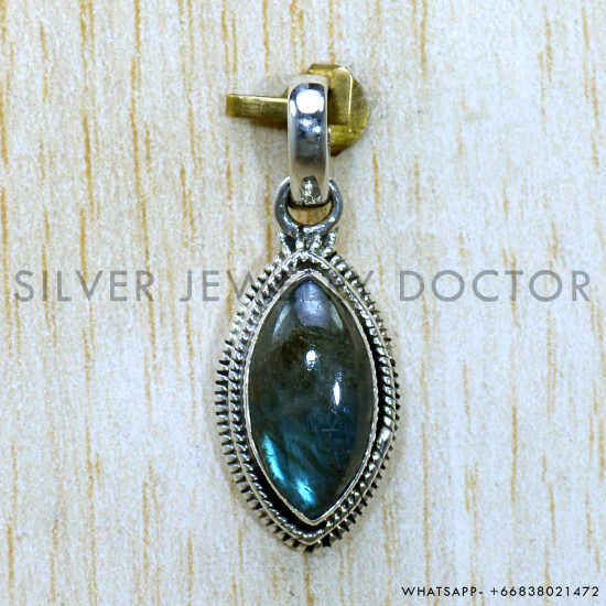 Labradorite 925 Sterling Silver Pendant (SJWP-1522) Labradorite 925 Sterling Silver Pendant (SJWP-1522)