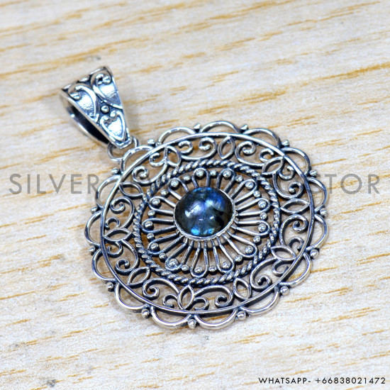 Labradorite 925 Sterling Silver Pendant (SJWP-1525) Labradorite 925 Sterling Silver Pendant (SJWP-1525)
