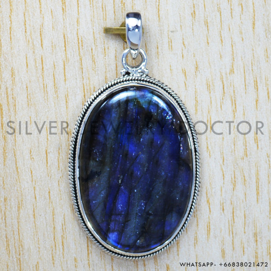 Labradorite 925 Sterling Silver Pendant (SJWP-202) Labradorite 925 Sterling Silver Pendant (SJWP-202)