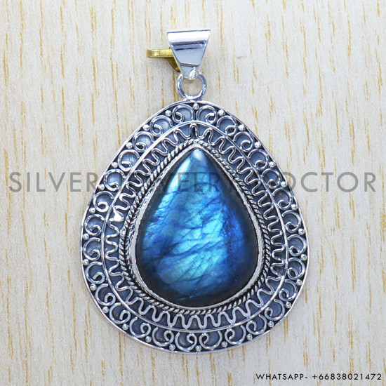 Labradorite 925 Sterling Silver Pendant (SJWP-303) Labradorite 925 Sterling Silver Pendant (SJWP-303)