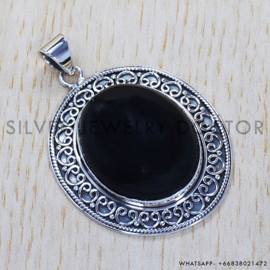 Black Onyx 925 Sterling Silver Pendant (SJWP-304) Black Onyx 925 Sterling Silver Pendant (SJWP-304)