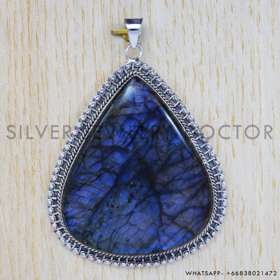 Labradorite 925 Sterling Silver Pendant (SJWP-40) Labradorite 925 Sterling Silver Pendant (SJWP-40)