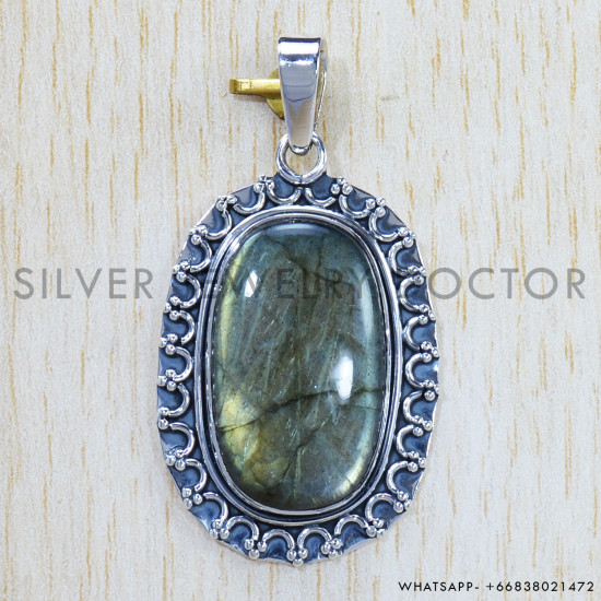 Labradorite 925 Sterling Silver Pendant (SJWP-622) Labradorite 925 Sterling Silver Pendant (SJWP-622)