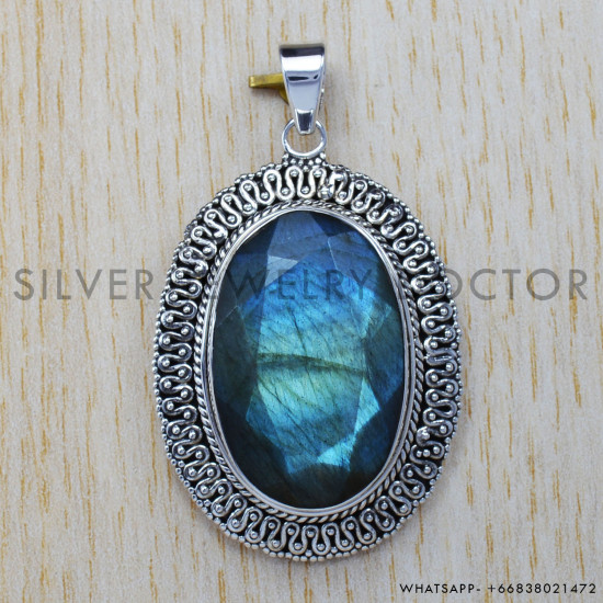 Labradorite 925 Sterling Silver Pendant (SJWP-77) Labradorite 925 Sterling Silver Pendant (SJWP-77)