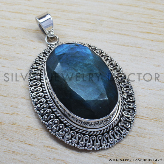 Labradorite 925 Sterling Silver Pendant (SJWP-77) Labradorite 925 Sterling Silver Pendant (SJWP-77)