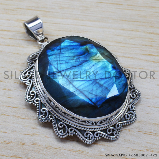 Labradorite 925 Sterling Silver Pendant (SJWP-85) Labradorite 925 Sterling Silver Pendant (SJWP-85)