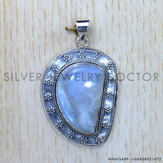 Rainbow Moonstone 925 Sterling Silver Pendant (SJWP-869) Rainbow Moonstone 925 Sterling Silver Pendant (SJWP-869)