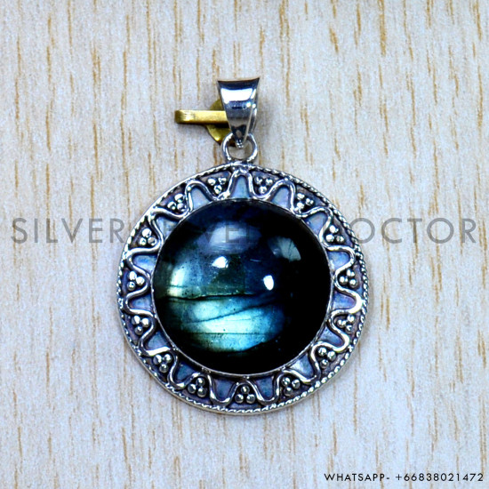Labradorite 925 Sterling Silver Pendant (SJWP-907) Labradorite 925 Sterling Silver Pendant (SJWP-907)