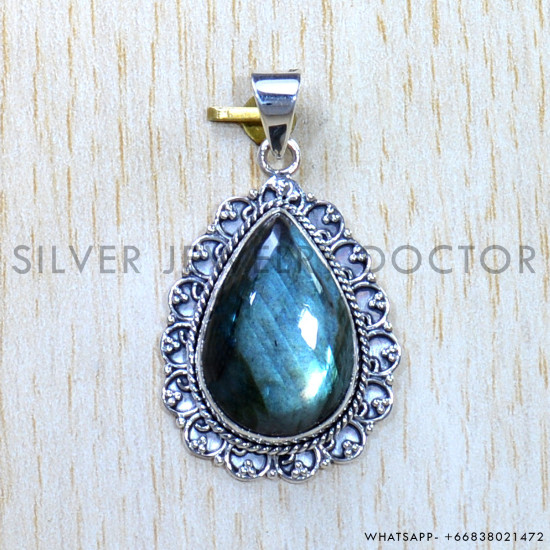 Labradorite 925 Sterling Silver Pendant (SJWP-949) Labradorite 925 Sterling Silver Pendant (SJWP-949)