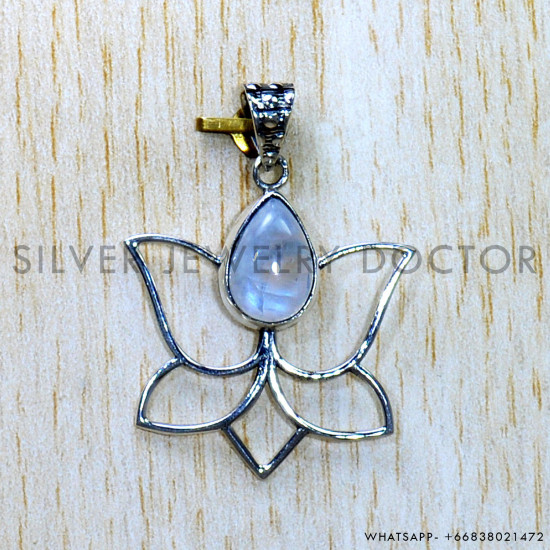 Rainbow Moonstone 925 Sterling Silver Pendant (SJWP-952) Rainbow Moonstone 925 Sterling Silver Pendant (SJWP-952)