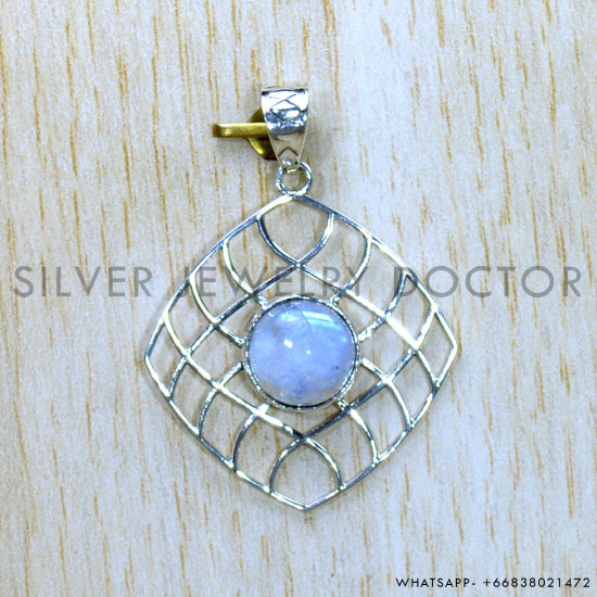 Rainbow Moonstone 925 Sterling Silver Pendant (SJWP-985)