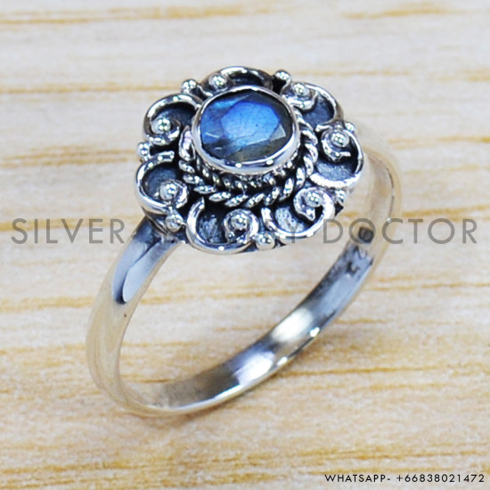 Labradorite 925 Sterling Silver Ring (SJWR-1005) Labradorite 925 Sterling Silver Ring (SJWR-1005)