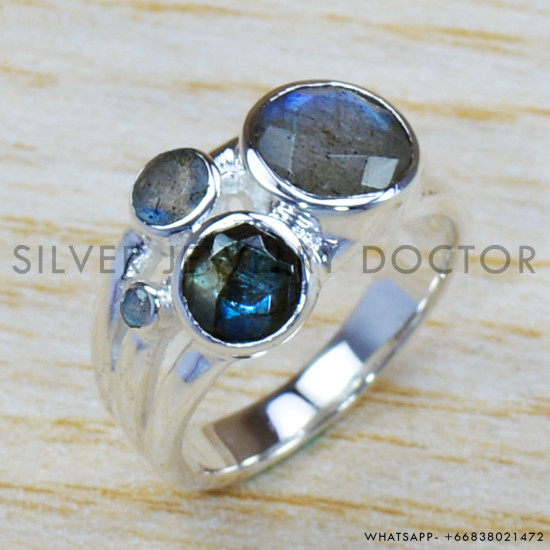 Labradorite 925 Sterling Silver Ring (SJWR-1261) Labradorite 925 Sterling Silver Ring (SJWR-1261)
