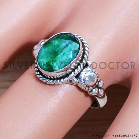 Emerald 925 Sterling Silver Ring (SJWR-1580) Emerald 925 Sterling Silver Ring (SJWR-1580)