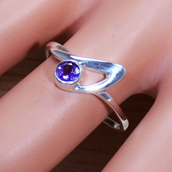Handmade Amethyst Gemstone Jewelry 925 Sterling Silver Ring SJWR-1627