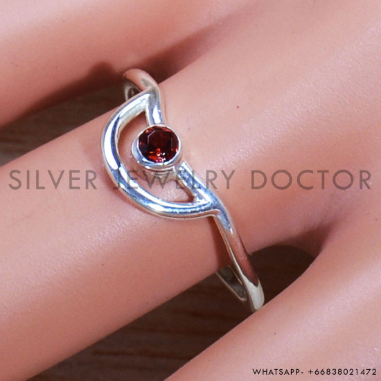 Garnet 925 Sterling Silver Ring (SJWR-1652)