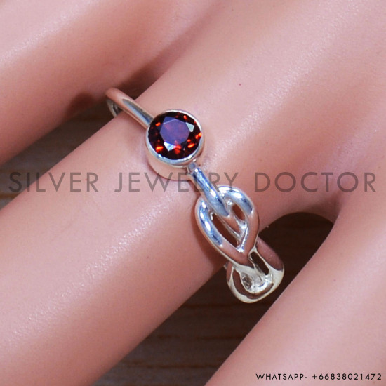New Designer Jewelry Garnet Gemstone 925 Sterling Silver Ring SJWR-1655