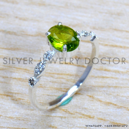 Peridot 925 Sterling Silver Ring (SJWR-1679) Peridot 925 Sterling Silver Ring (SJWR-1679)
