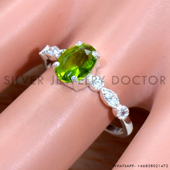 Peridot 925 Sterling Silver Ring (SJWR-1679) Peridot 925 Sterling Silver Ring (SJWR-1679)