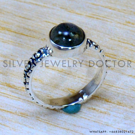 Labradorite 925 Sterling Silver Ring (SJWR-2012) Labradorite 925 Sterling Silver Ring (SJWR-2012)