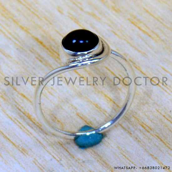 Black Onyx 925 Sterling Silver Ring (SJWR-2032) Black Onyx 925 Sterling Silver Ring (SJWR-2032)