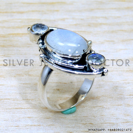 Rainbow Moonstone 925 Sterling Silver Ring (SJWR-2109) Rainbow Moonstone 925 Sterling Silver Ring (SJWR-2109)