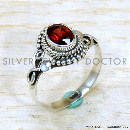 Garnet 925 Sterling Silver Ring (SJWR-2199) Garnet 925 Sterling Silver Ring (SJWR-2199)
