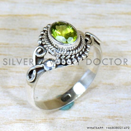 Peridot 925 Sterling Silver Ring (SJWR-2203) Peridot 925 Sterling Silver Ring (SJWR-2203)