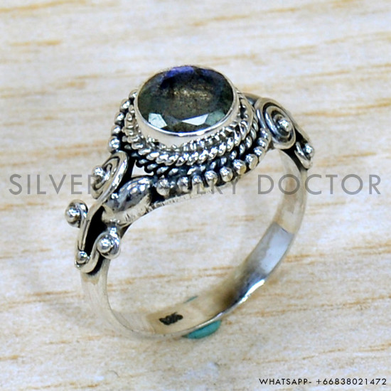 Labradorite 925 Sterling Silver Ring (SJWR-2217) Labradorite 925 Sterling Silver Ring (SJWR-2217)