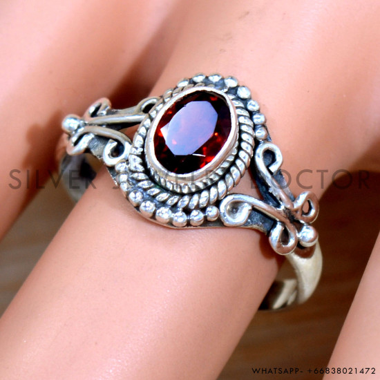Garnet 925 Sterling Silver Ring (SJWR-2219) Garnet 925 Sterling Silver Ring (SJWR-2219)