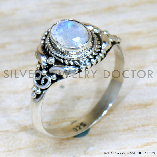 Rainbow Moonstone 925 Sterling Silver Ring (SJWR-2236) Rainbow Moonstone 925 Sterling Silver Ring (SJWR-2236)