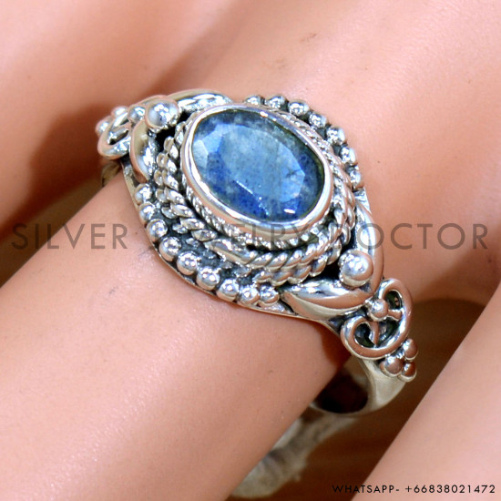Labradorite 925 Sterling Silver Ring (SJWR-2246) Labradorite 925 Sterling Silver Ring (SJWR-2246)