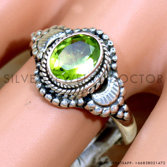 Peridot 925 Sterling Silver Ring (SJWR-2258) Peridot 925 Sterling Silver Ring (SJWR-2258)